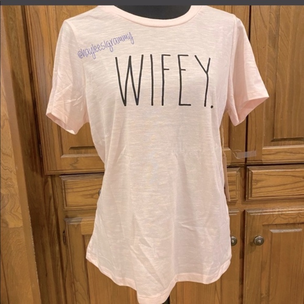 Rae Dunn WIFEY Light Pink Top Size Medium BRAND NEW!!